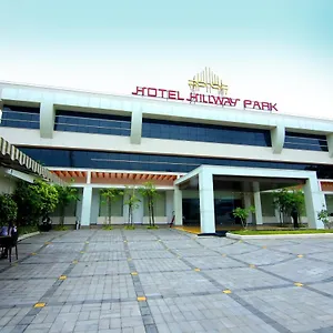 **** Hotel Hillway Park India